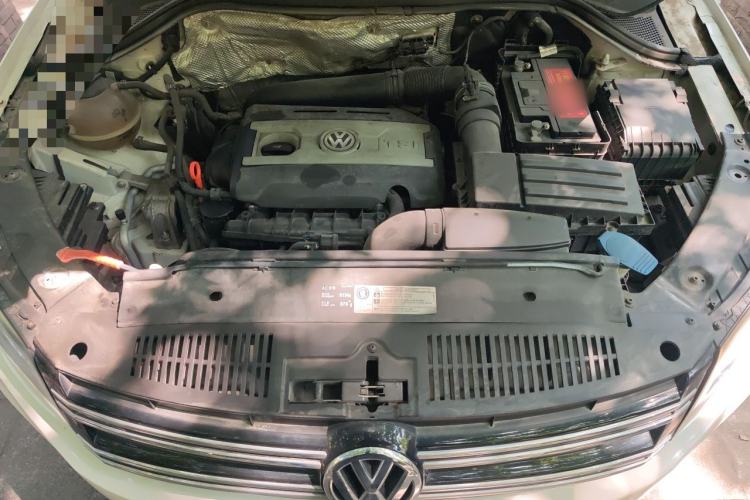 Used Volkswagen Tiguan 2013 1.8TSI Automatic Two-Wheel Drive Trend Edition Engine Bay