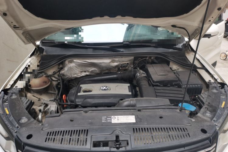 Used Volkswagen Tiguan 2013 1.8TSI Automatic Two-Wheel Drive Trend Edition Engine Bay