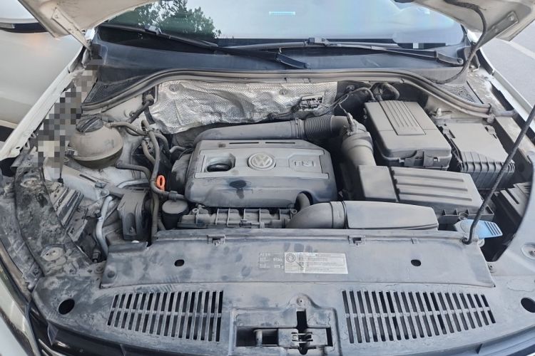 Used Volkswagen Tiguan 2013 1.8TSI Automatic Two-Wheel Drive Luxury Model Engine Bay