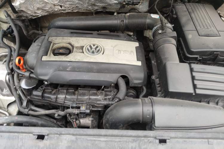 Used Volkswagen Tiguan 2013 1.8 TSI Automatic Two-Wheel Drive Comfort Edition Engine Bay