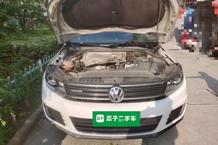 Used Volkswagen Tiguan 2013 1.4 TSI Manual Two-Wheel Drive BlueMotion Edition Engine Bay