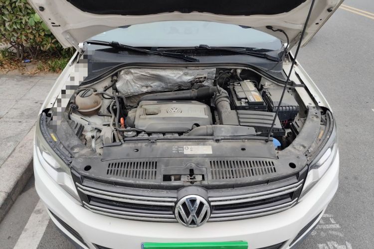 Used Volkswagen Tiguan 2013 1.8 TSI Automatic Two-Wheel Drive Comfort Edition Engine Bay