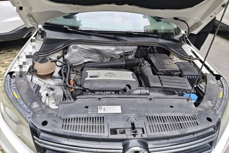 Used Volkswagen Tiguan 2013 1.8TSI Automatic Two-Wheel Drive Trend Edition Engine Bay
