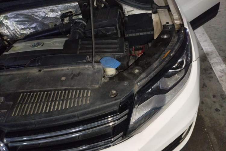 Used Volkswagen Tiguan 2013 1.8TSI Automatic Two-Wheel Drive Trend Edition Engine Bay Left