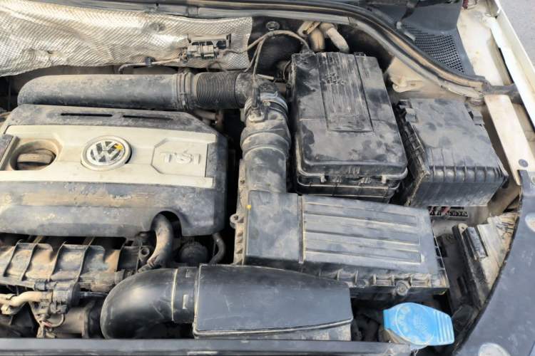 Used Volkswagen Tiguan 2013 1.8TSI Automatic Two-Wheel Drive Luxury Model Engine Bay Left