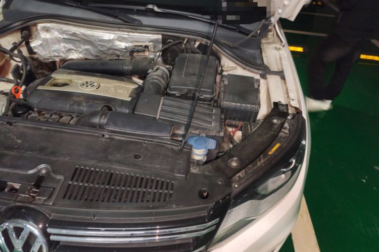 Used Volkswagen Tiguan 2013 1.8TSI Automatic Two-Wheel Drive Luxury Model Engine Bay Left