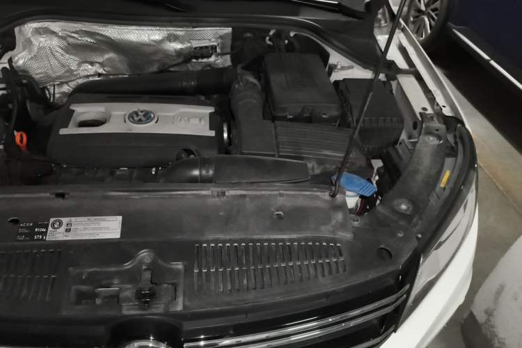 Used Volkswagen Tiguan 2013 1.8TSI Automatic Two-Wheel Drive Luxury Model Engine Bay Left
