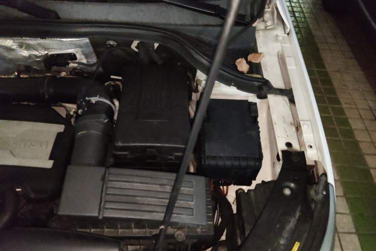 Used Volkswagen Tiguan 2013 1.8TSI Automatic Two-Wheel Drive Luxury Model Engine Bay Left