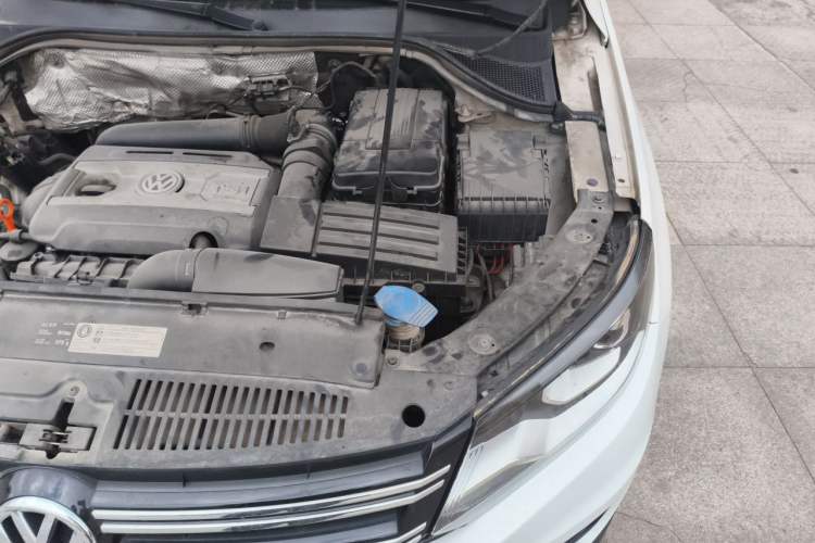 Used Volkswagen Tiguan 2013 1.8TSI Automatic Two-Wheel Drive Luxury Model Engine Bay Left