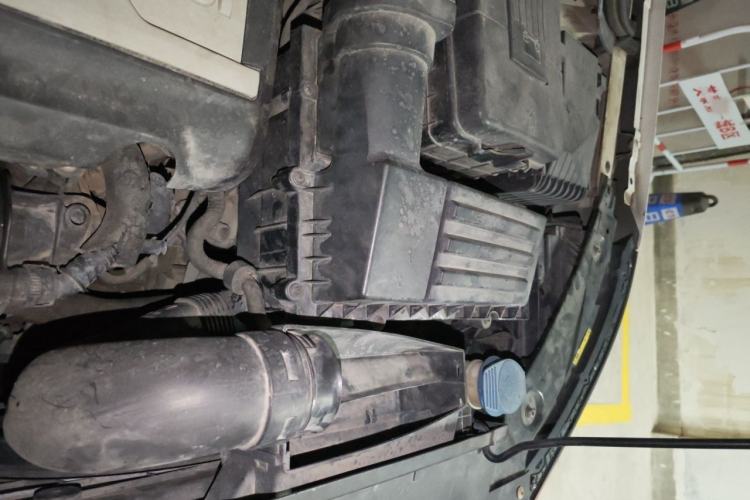 Used Volkswagen Tiguan 2013 1.8TSI Automatic Two-Wheel Drive Luxury Model Engine Bay Left