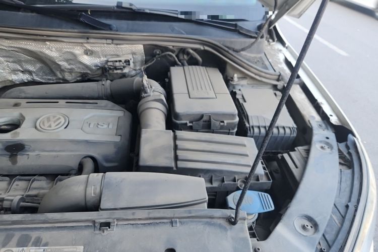 Used Volkswagen Tiguan 2013 1.8TSI Automatic Two-Wheel Drive Luxury Model Engine Bay Left