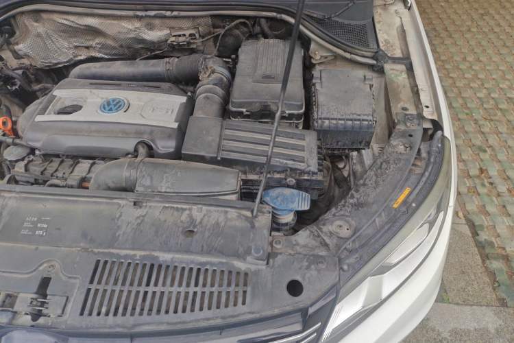 Used Volkswagen Tiguan 2013 1.8TSI Automatic Two-Wheel Drive Luxury Model Engine Bay Left