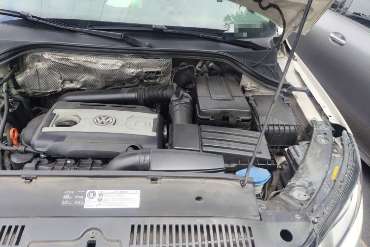Used Volkswagen Tiguan 2013 1.8TSI Automatic Two-Wheel Drive Luxury Model Engine Bay Left