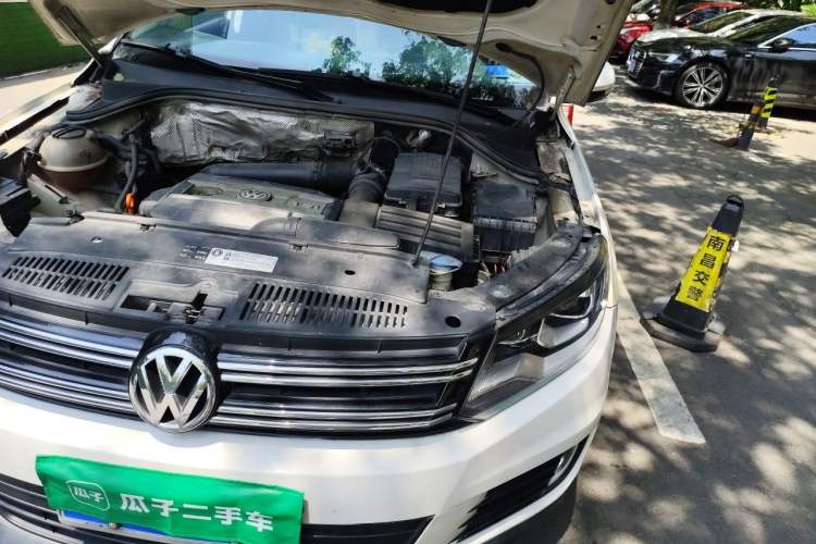 Used Volkswagen Tiguan 2013 1.8TSI Automatic Two-Wheel Drive Trend Edition Engine Bay Left