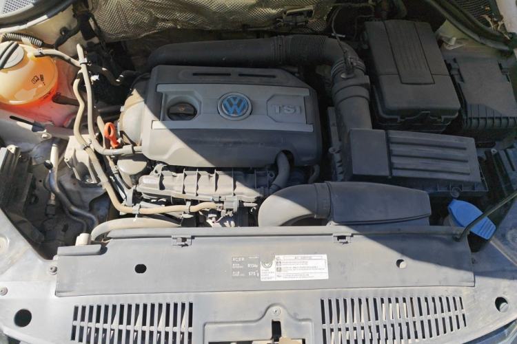 Used Volkswagen Tiguan 2013 1.8TSI Automatic Two-Wheel Drive Luxury Model Engine Bay