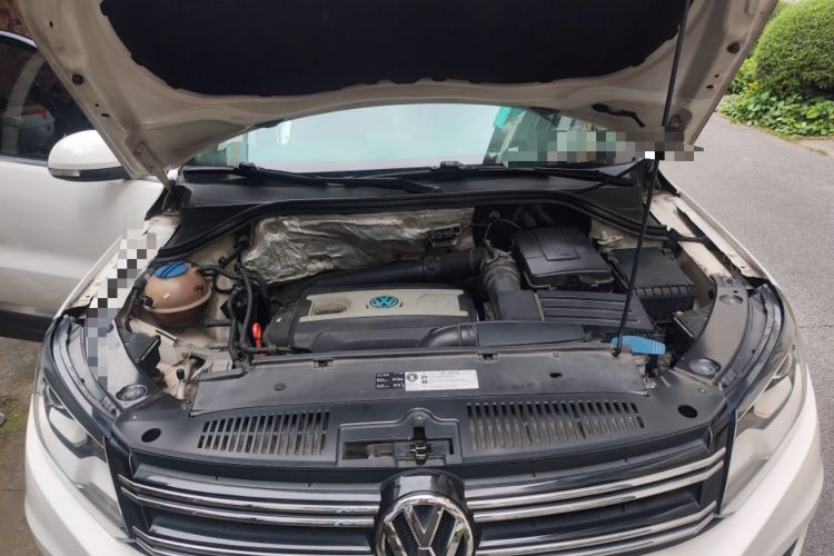 Used Volkswagen Tiguan 2013 1.8TSI Automatic Two-Wheel Drive Luxury Model Engine Bay