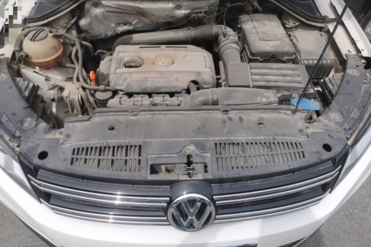 Used Volkswagen Tiguan 2013 1.8 TSI Automatic All-Wheel Drive Luxury Model Engine Bay