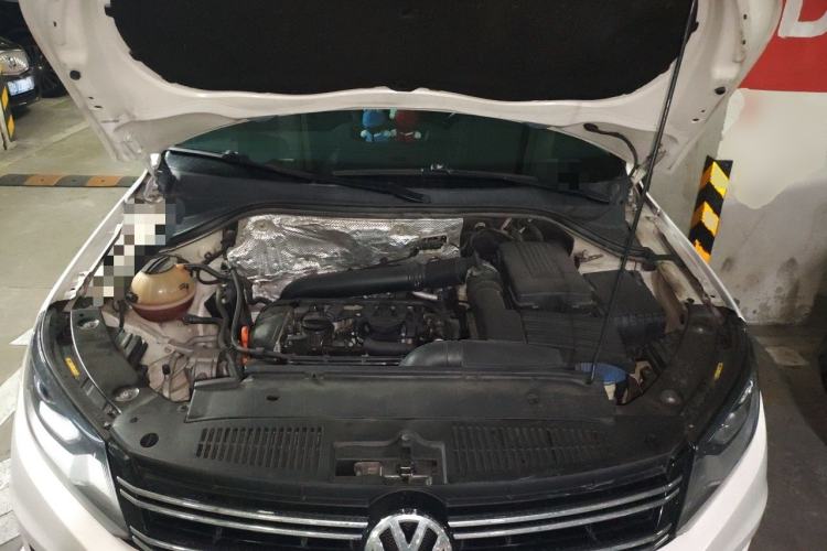Used Volkswagen Tiguan 2013 1.8TSI Automatic Two-Wheel Drive Luxury Model Engine Bay