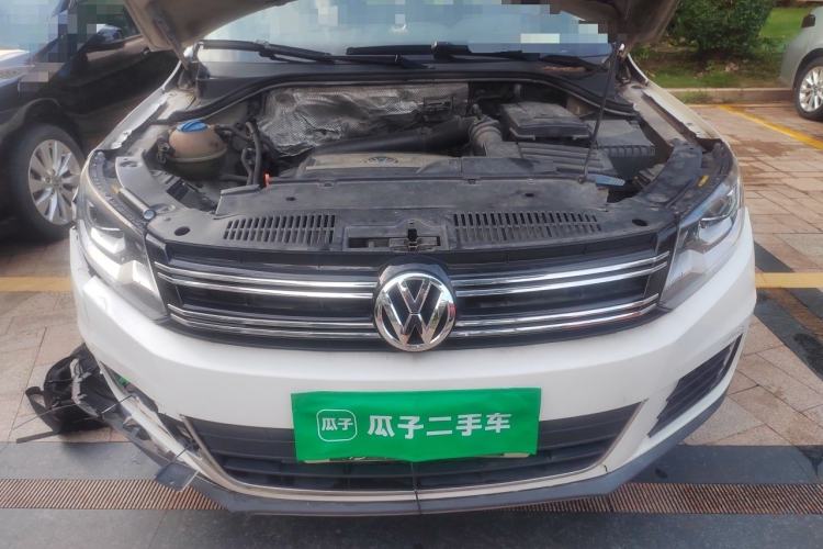 Used Volkswagen Tiguan 2013 1.8 TSI Automatic All-Wheel Drive Luxury Model Engine Bay