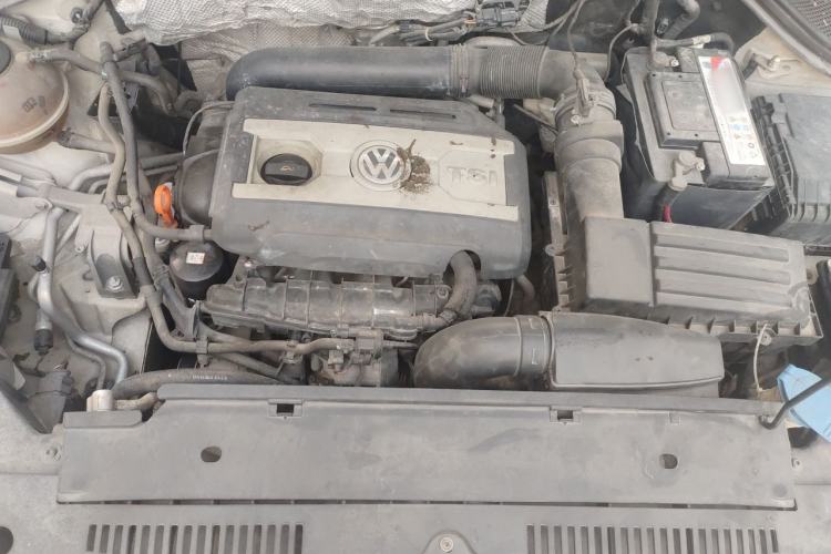 Used Volkswagen Tiguan 2013 1.8 TSI Automatic Two-Wheel Drive Comfort Edition Engine Bay