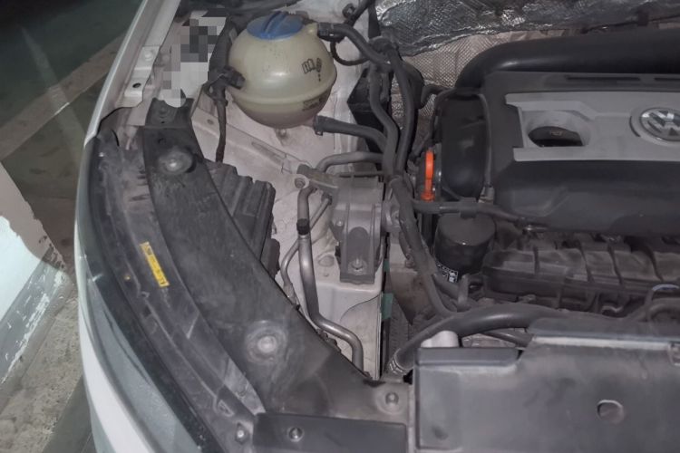 Used Volkswagen Tiguan 2013 1.8TSI Automatic All-Wheel-Drive Comfort Edition Engine Bay Right