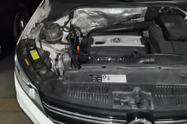 Used Volkswagen Tiguan 2013 1.8TSI Automatic Two-Wheel Drive Luxury Model Engine Bay Right