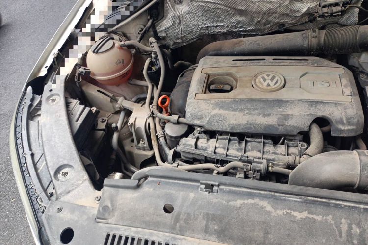 Used Volkswagen Tiguan 2013 1.8TSI Automatic Two-Wheel Drive Trend Edition Engine Bay Right