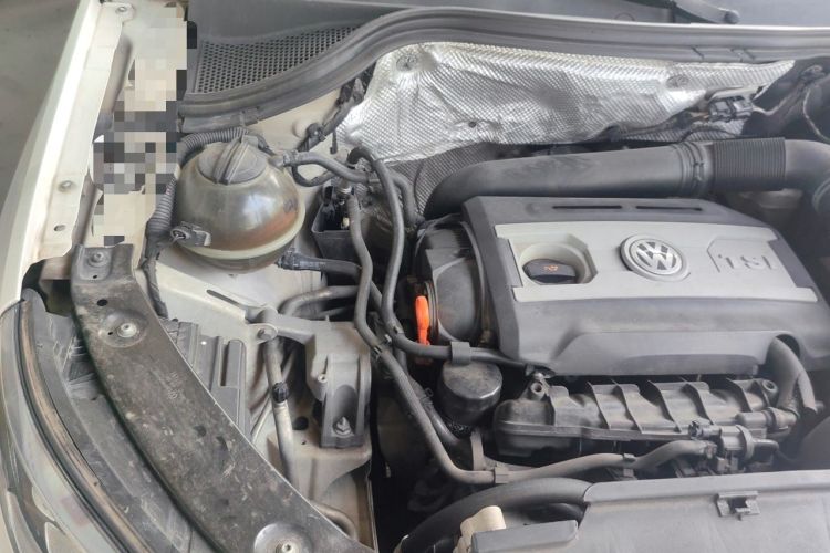 Used Volkswagen Tiguan 2013 1.8TSI Automatic All-Wheel-Drive Comfort Edition Engine Bay Right