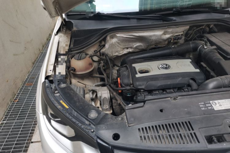 Used Volkswagen Tiguan 2013 1.8TSI Automatic Two-Wheel Drive Trend Edition Engine Bay Right