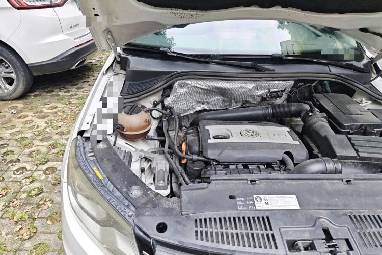 Used Volkswagen Tiguan 2013 1.8TSI Automatic Two-Wheel Drive Trend Edition Engine Bay Right