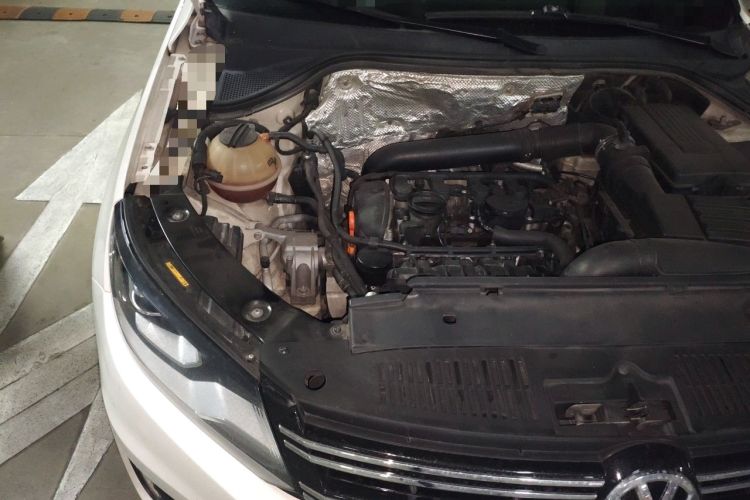 Used Volkswagen Tiguan 2013 1.8TSI Automatic Two-Wheel Drive Luxury Model Engine Bay Right