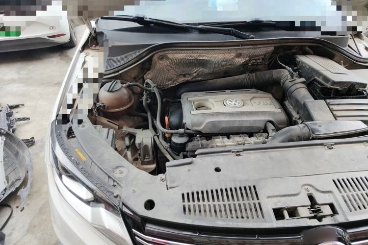 Used Volkswagen Tiguan 2013 1.8TSI Automatic All-Wheel-Drive Comfort Edition Engine Bay Right
