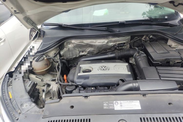 Used Volkswagen Tiguan 2013 1.8TSI Automatic Two-Wheel Drive Luxury Model Engine Bay Right