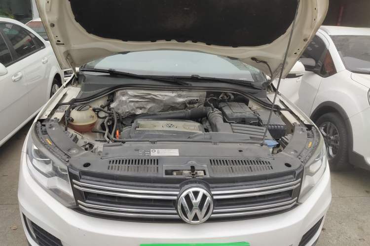 Used Volkswagen Tiguan 2013 1.8TSI Automatic Two-Wheel Drive Luxury Model Engine Bay