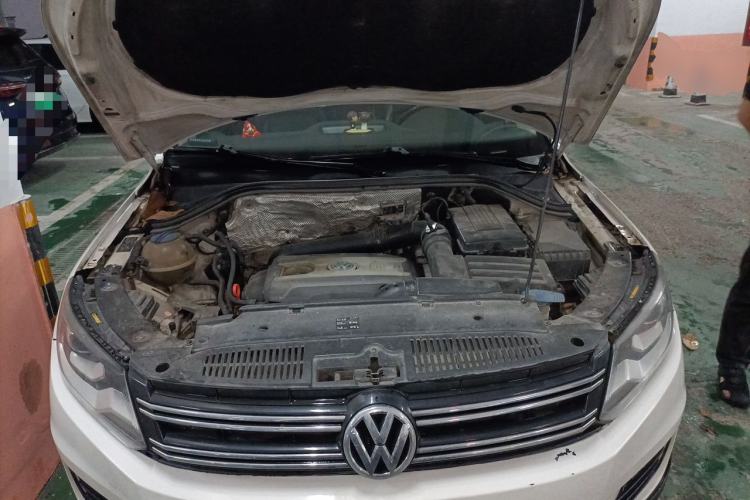 Used Volkswagen Tiguan 2013 1.8 TSI Automatic Two-Wheel Drive Comfort Edition Engine Bay