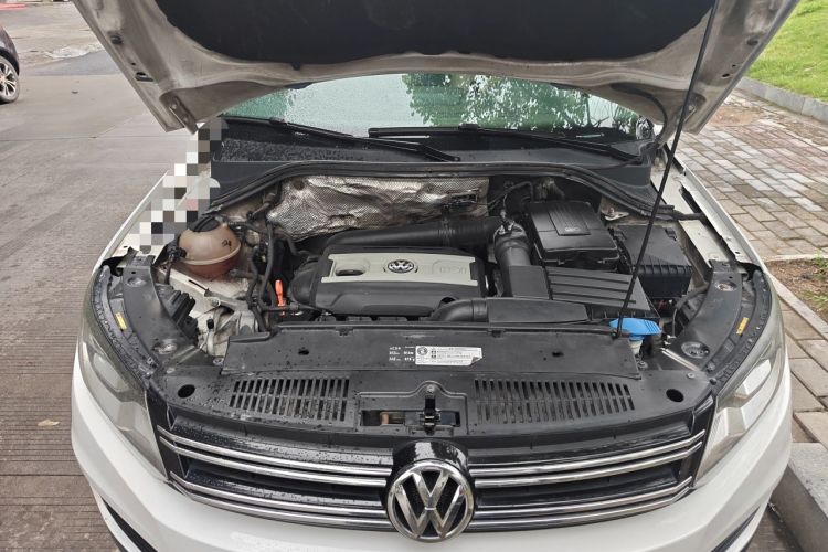 Used Volkswagen Tiguan 2013 1.8TSI Automatic Two-Wheel Drive Luxury Model Engine Bay