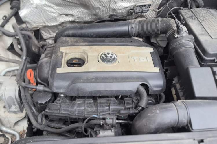 Used Volkswagen Tiguan 2013 1.8 TSI Automatic Two-Wheel Drive Comfort Edition Engine Bay