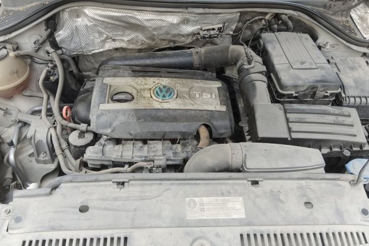 Used Volkswagen Tiguan 2013 1.8TSI Automatic Two-Wheel Drive Luxury Model Engine Bay