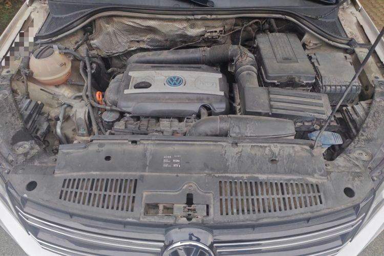 Used Volkswagen Tiguan 2013 1.8TSI Automatic Two-Wheel Drive Luxury Model Engine Bay
