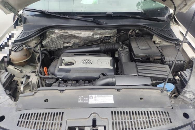 Used Volkswagen Tiguan 2013 1.8TSI Automatic Two-Wheel Drive Luxury Model Engine Bay
