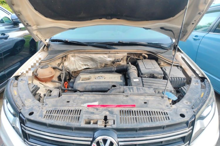Used Volkswagen Tiguan 2013 1.8TSI Automatic Two-Wheel Drive Luxury Model Engine Bay