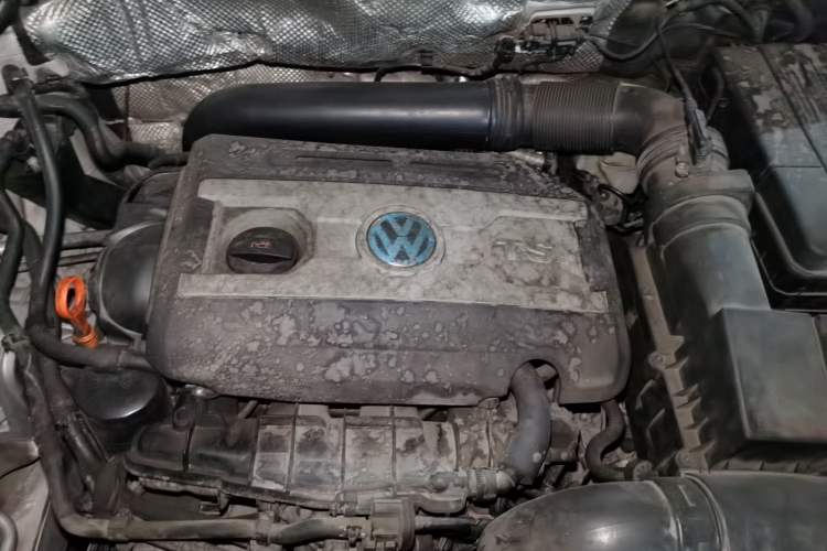 Used Volkswagen Tiguan 2013 1.8TSI Automatic Two-Wheel Drive Luxury Model Engine Bay