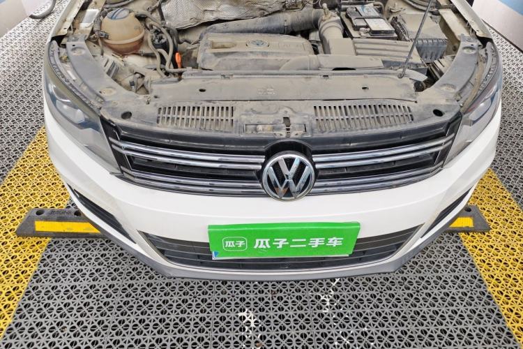 Used Volkswagen Tiguan 2013 1.8TSI Automatic All-Wheel-Drive Comfort Edition Engine Bay
