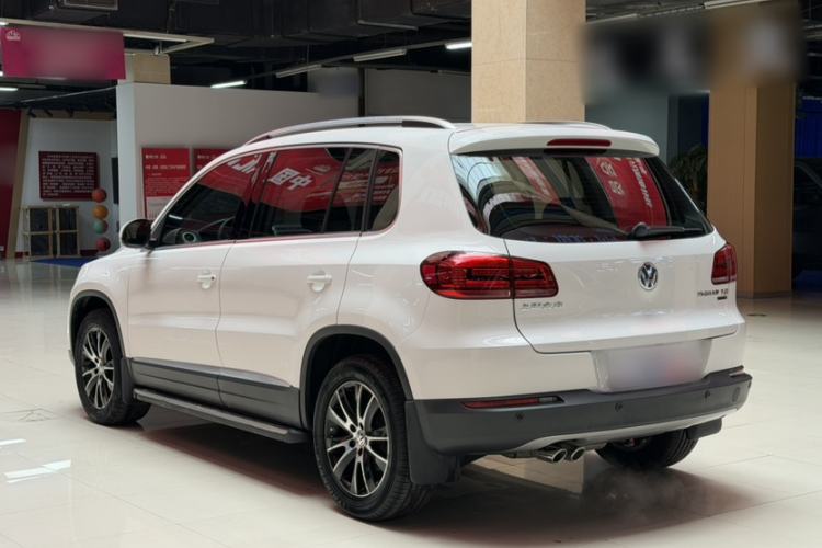 Used Volkswagen Tiguan 2013 1.8 TSI Automatic All-Wheel Drive Luxury Model Exterior 2
