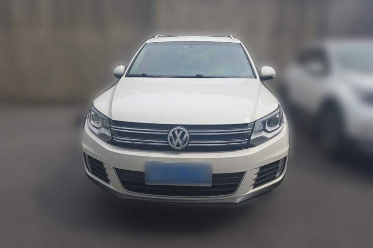 Used Volkswagen Tiguan 2013 2.0 TSI Automatic All-Wheel Drive Luxury Edition Front
