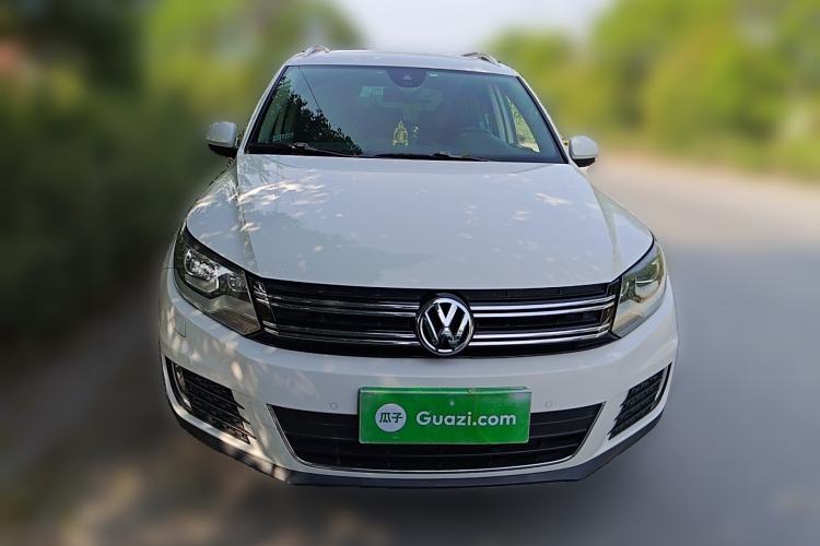 Used Volkswagen Tiguan 2013 2.0 TSI Automatic All-Wheel-Drive Flagship Edition Front