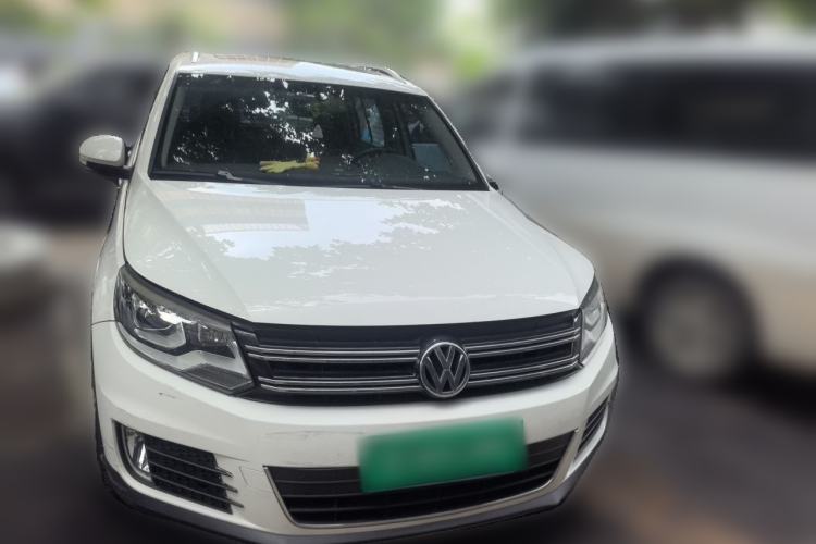 Used Volkswagen Tiguan 2013 1.8 TSI Automatic All-Wheel Drive Luxury Model Front