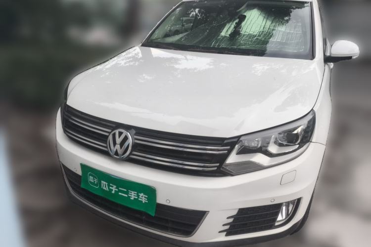 Used Volkswagen Tiguan 2013 2.0 TSI Automatic All-Wheel-Drive Flagship Edition Front
