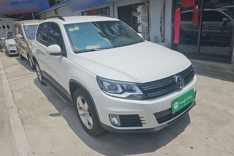 Used Volkswagen Tiguan 2013 1.8 TSI Automatic Two-Wheel Drive Comfort Edition Front Right 45 Deg