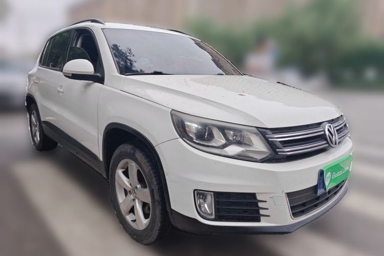 Used Volkswagen Tiguan 2013 1.8 TSI Automatic Two-Wheel Drive Comfort Edition Front Right 45 Deg